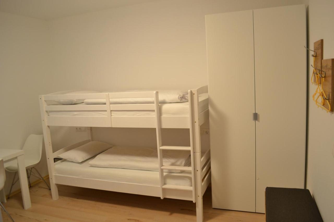Platia - Rooms Guenzburg Ngoại thất bức ảnh