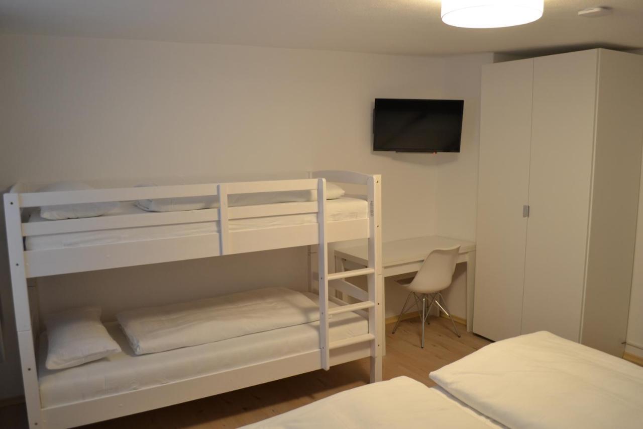 Platia - Rooms Guenzburg Ngoại thất bức ảnh